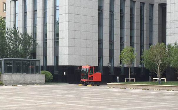 掃地車(chē)廠(chǎng)家