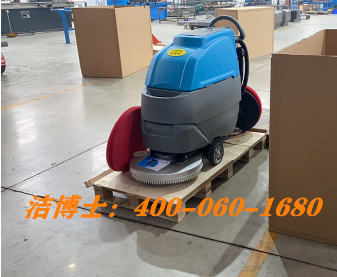 潔博士手推自動(dòng)自走式洗地機客戶(hù)案例-鞍山千鋼機械制造有限公司